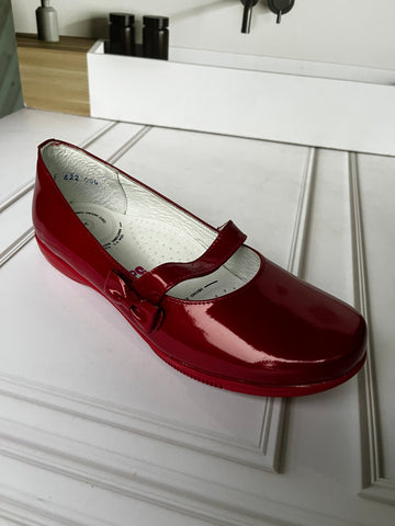Nina Charol Rojo 3